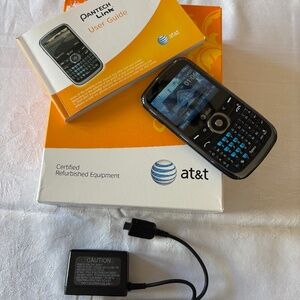 Pantech Link P7040 – Working, Great Condition + Box, Manual & Charger